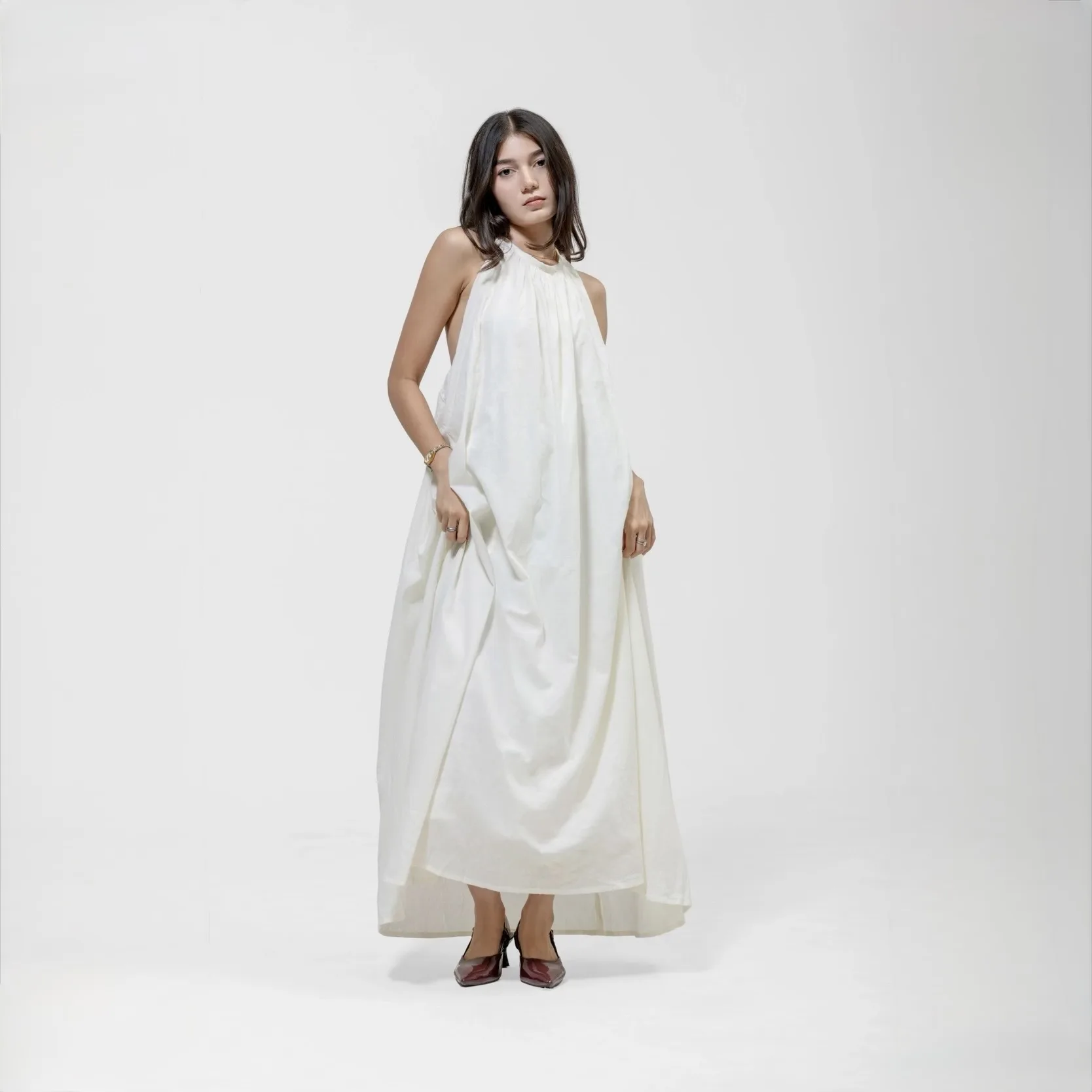 QISSEY VOLUMINOUS HALTER MAXI — view 1 — FLOOR-LENGTH DRESS WITH GATHERED HALTER NECKLINE AND AN OVERSIZED, FLOWING SHAPE.