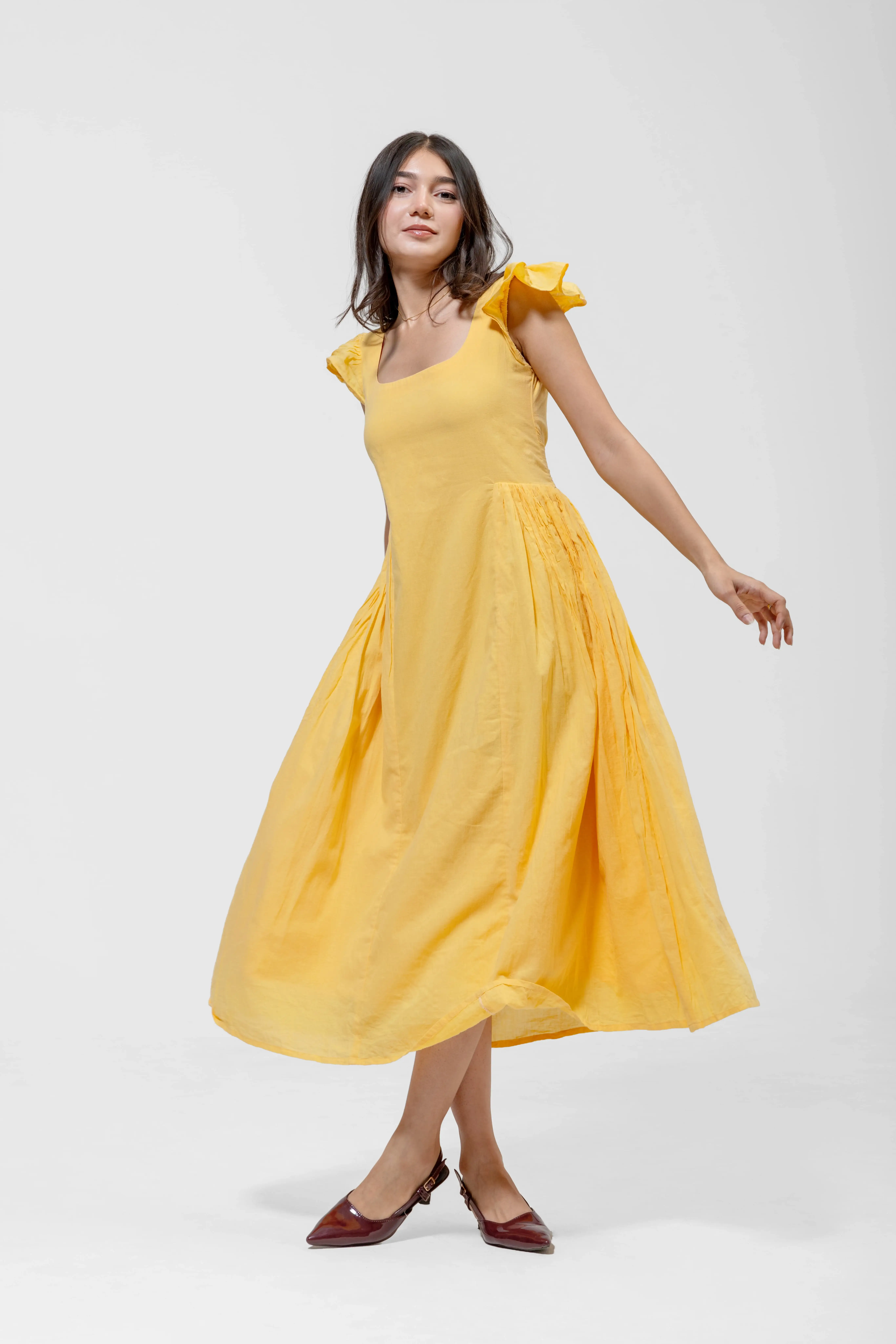QISSEY RUFFLED SQUARE MIDI — view 4 — A-LINE MIDI DRESS WITH FLUTTER SLEEVES AND A GATHERED WAISTLINE FOR VOLUME.
